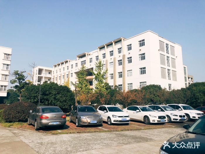 宁波工程学院(西校区)图片