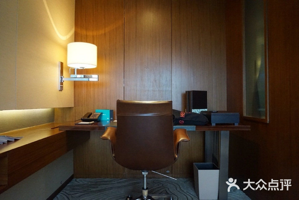 上海浦东文华东方酒店写字台图片 第123张
