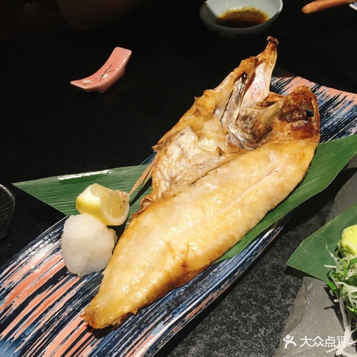 盐烤金目鲷