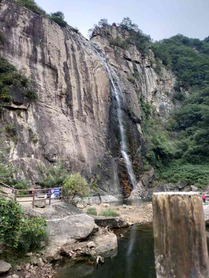 南召九龙瀑"南召九龙沟瀑布群景区位于南召县马市坪乡.