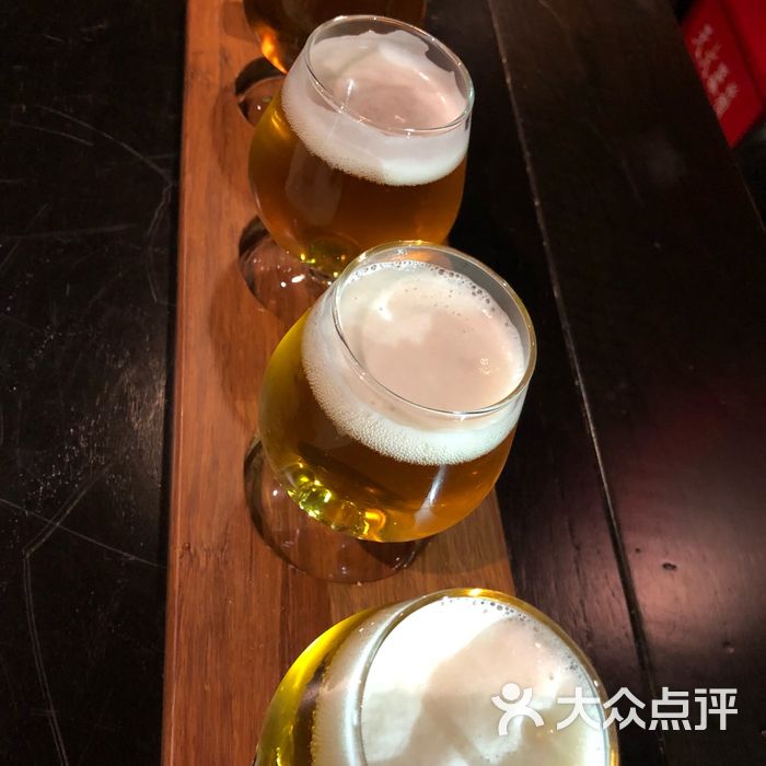 酒玖肆精酿啤酒音乐餐吧