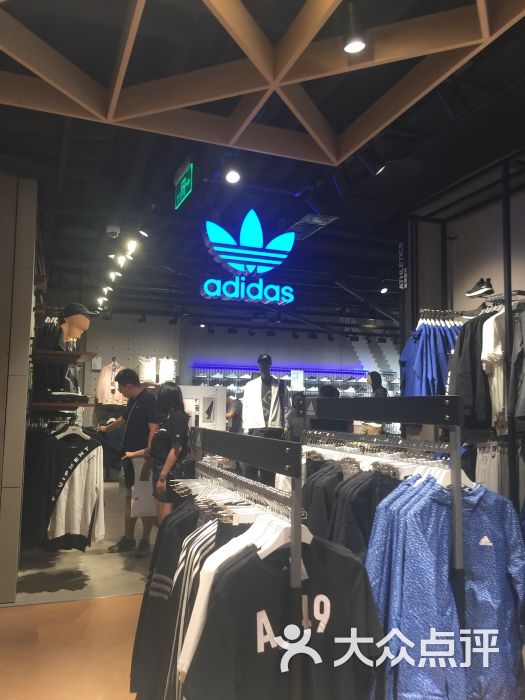 阿迪达斯(apm店)图片 第8张