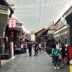长春巴蜀映巷人均消费_长春夜景