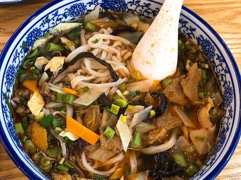 朝阳街附近美食 phBVLuscm1wkK_bexxtssJkeG-3HDIOSiZR3IK1Cmpkrby3SL8JiuqxTxq0ya0ULbKcq9vnEaGy3xLEf-_v_oA.jpg