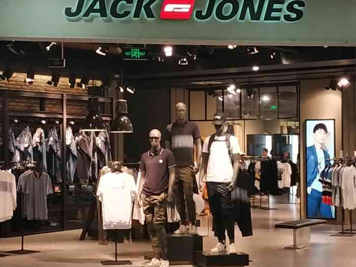 jack&jones(泛悦mall店)-"杰克琼斯是89年诞生的丹麦