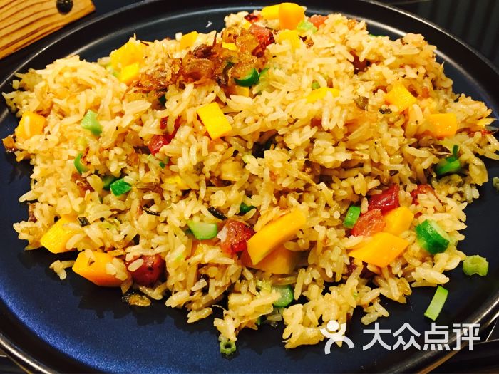 广式腊味炒饭