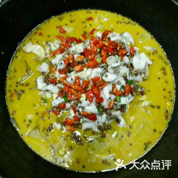 老坛酸菜鱼锅底