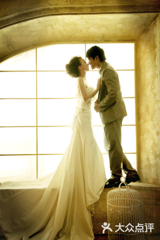 白雪时尚婚纱摄影工作室-唯一一张调过色的图