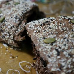 坚果图片真实 ppp1MB3gYc2qfRmy23qAjlfH1Bdp4no8tpbDj-otw8EZmh6MoggIgxY5_gzB8o9RF5u7J_jS4MuCaeLAHD0KTg.jpg