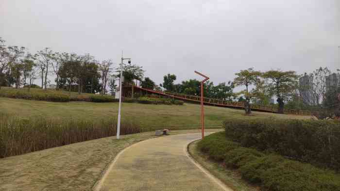 龙湾湿地乐跑公园-"在万江这边有个漂亮的公园.里面的