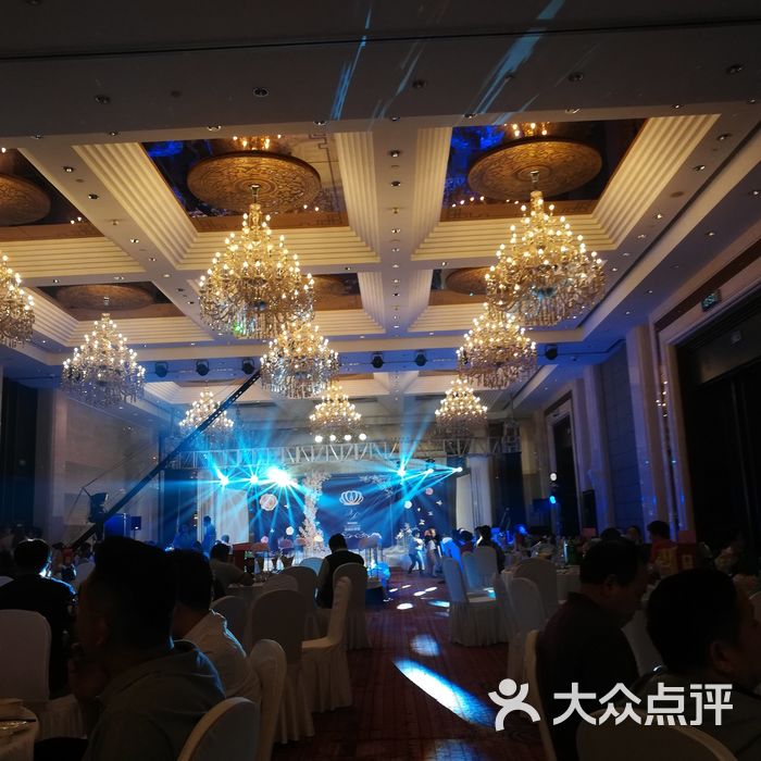 山东大厦礼乐宴会大厅