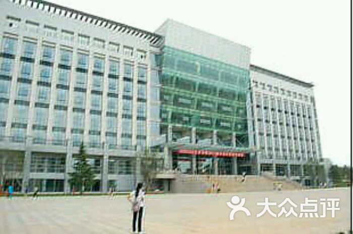 湖北第二师范学院图书馆图片 - 第6张