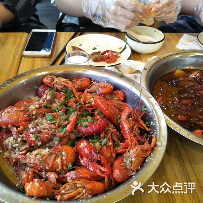 北京特色就吃小龙虾
