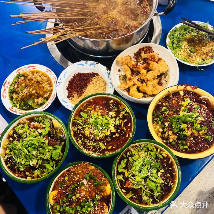 马路边边老成都串串香(华星路店)图片 - 第662张