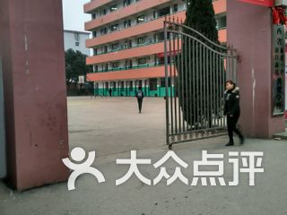 q6fZhSg09ojPqkP7vhwaB1RM_7BafhdcmIVT4PgZZLVd3rNiKyOh5SxcyqYrgngwDqkiVRwIFfRusszHki9DfQ.jpg