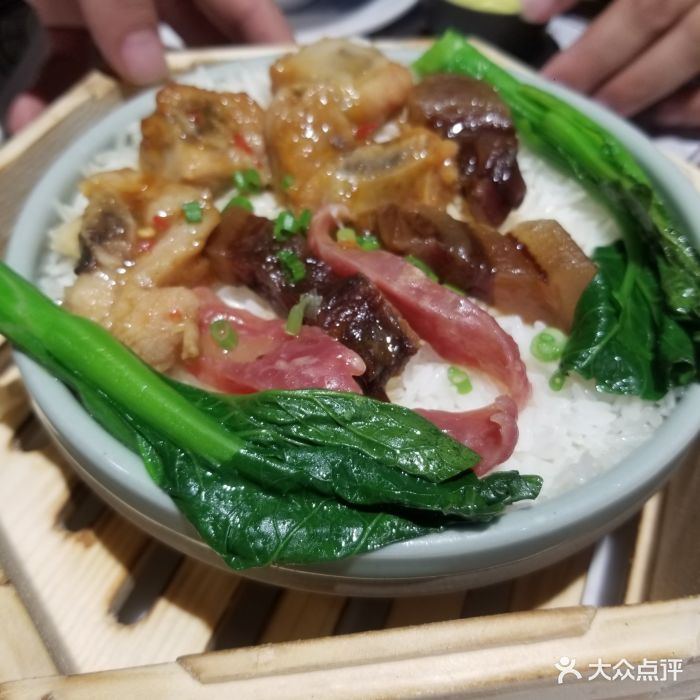 排骨腊味饭