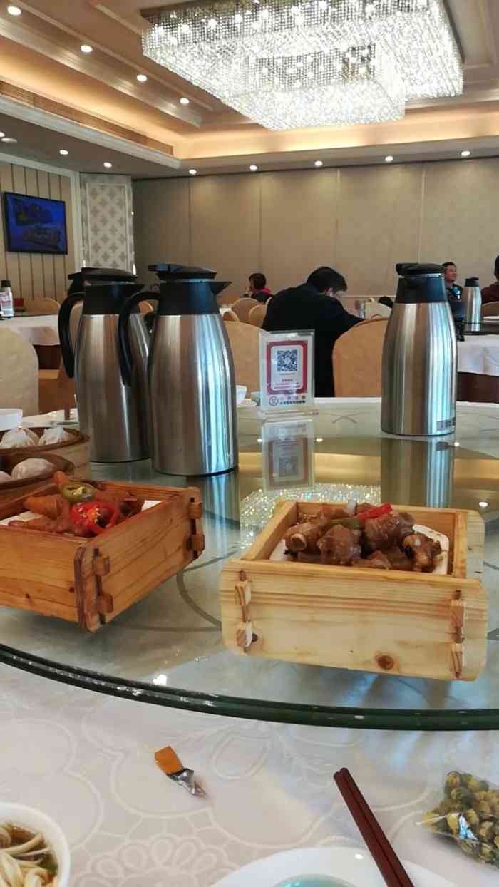 黄埔华苑酒家(黄埔总店)-"正宗广式早茶,每一种点心都