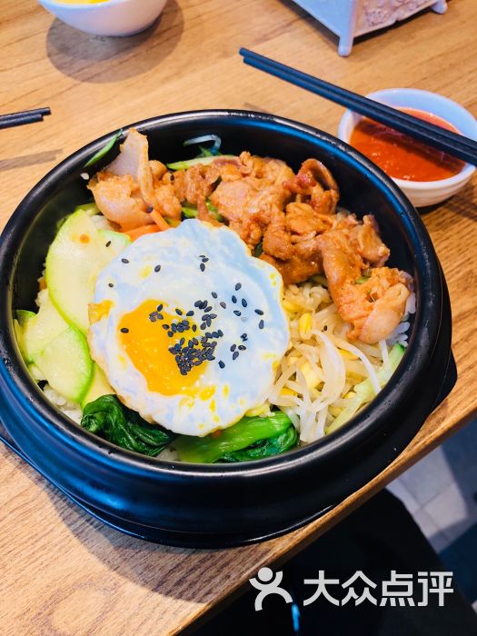 木槿花开韩式料理五花肉石锅拌饭图片 - 第1张