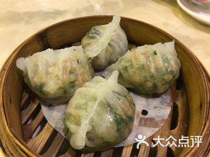 传统香茜饺