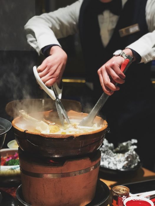 鲜炎·炭火火锅(望平街总店)图片