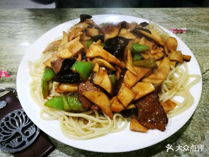 兰州牛肉拉面(崇高西路店)蘑菇肉拌面图片