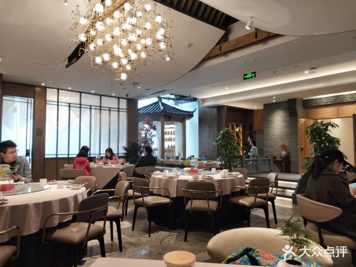 大鸭梨烤鸭店(仁和新城店)大堂图片