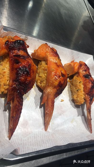 副德信官方网站中心元宵游园会火热迎客！赏花灯逛市集吃美食花式过周末