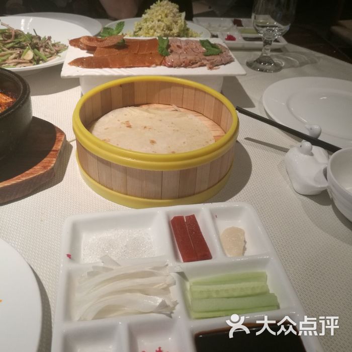 四季民福烤鸭店