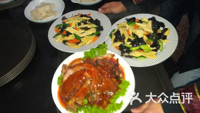 峰峰矿区圣宴食府