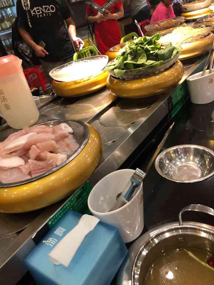 汤响自助回转火锅百汇(凯德广场店)