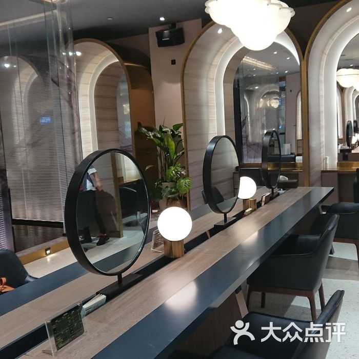 杜尚发型