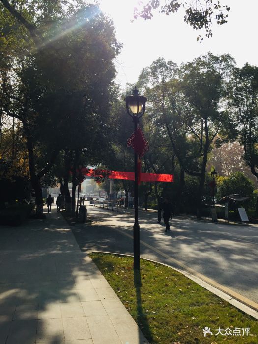 南京中医药大学(汉中门校区)图片