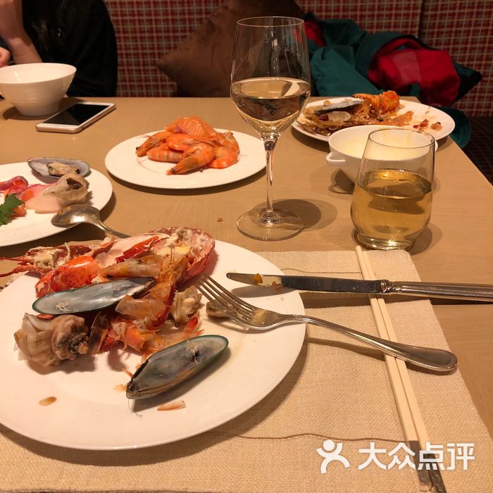 丽思卡尔顿酒店香溢自助餐厅