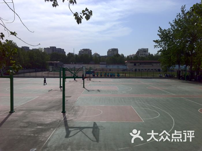 山东师范大学篮球场图片 - 第4张