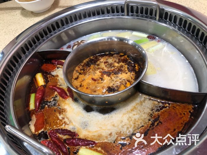 彦盛彦·烂豆花火锅(花园店-鸳鸯锅底图片-济南美食-大众点评网