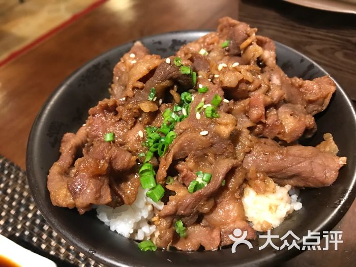 照烧牛肉饭定食