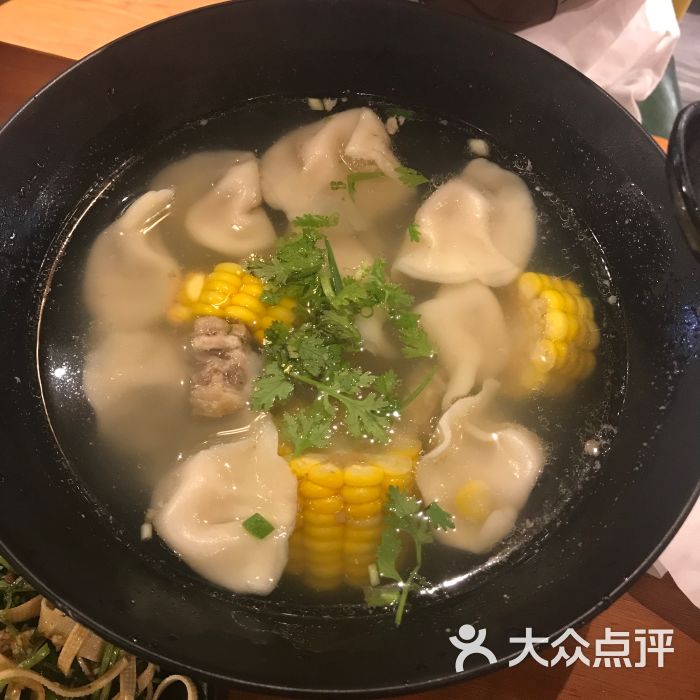 排骨玉米汤饺