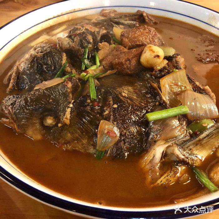 家烧鱼头