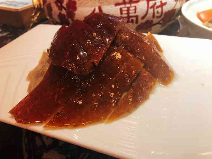 八万府·京派烤鸭&涮肉(丽宝乐园店"在新开的商场里面,停车场不太好