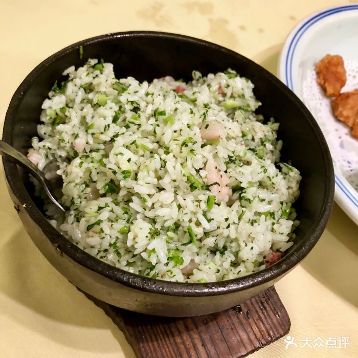 招牌特色石锅菜饭