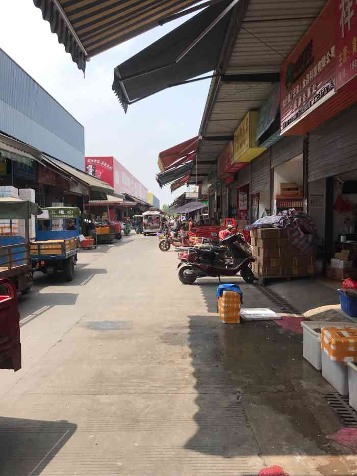 海霸王海鲜市场-"感觉这个是成都最大的批发市场之一