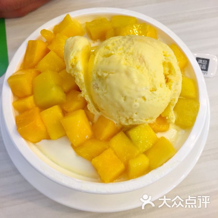 满记甜品(恒隆广场店)芒果梦幻雪双皮奶图片 - 第2张