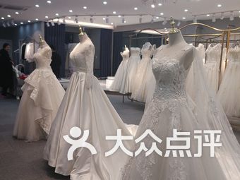 杭州婚纱礼服租赁_婚纱礼服租赁店面照片