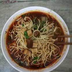 笋烧牛肉面 qjnoFvL0loeDp41rr1Mzz-TQwiyXtlVvGBb5Jl0pJjbspus1s5HjMfZTjuMsN5HlF5u7J_jS4MuCaeLAHD0KTg.jpg