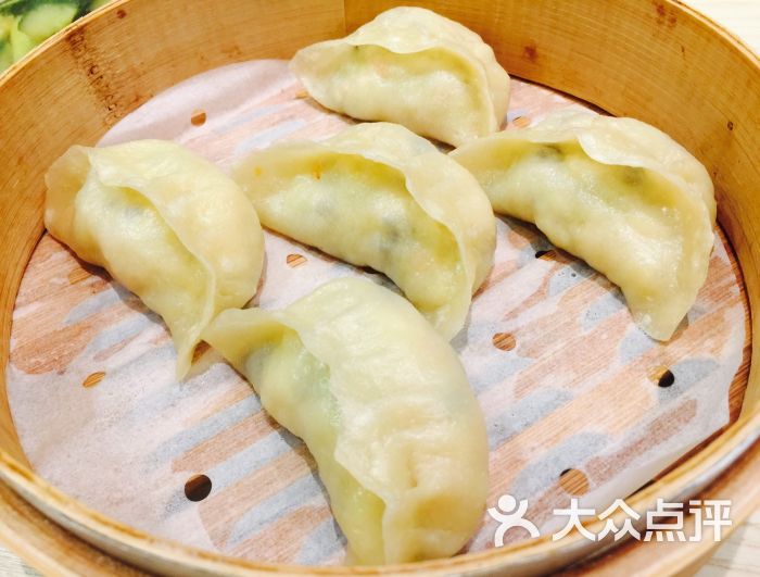 韭菜虾仁蒸饺