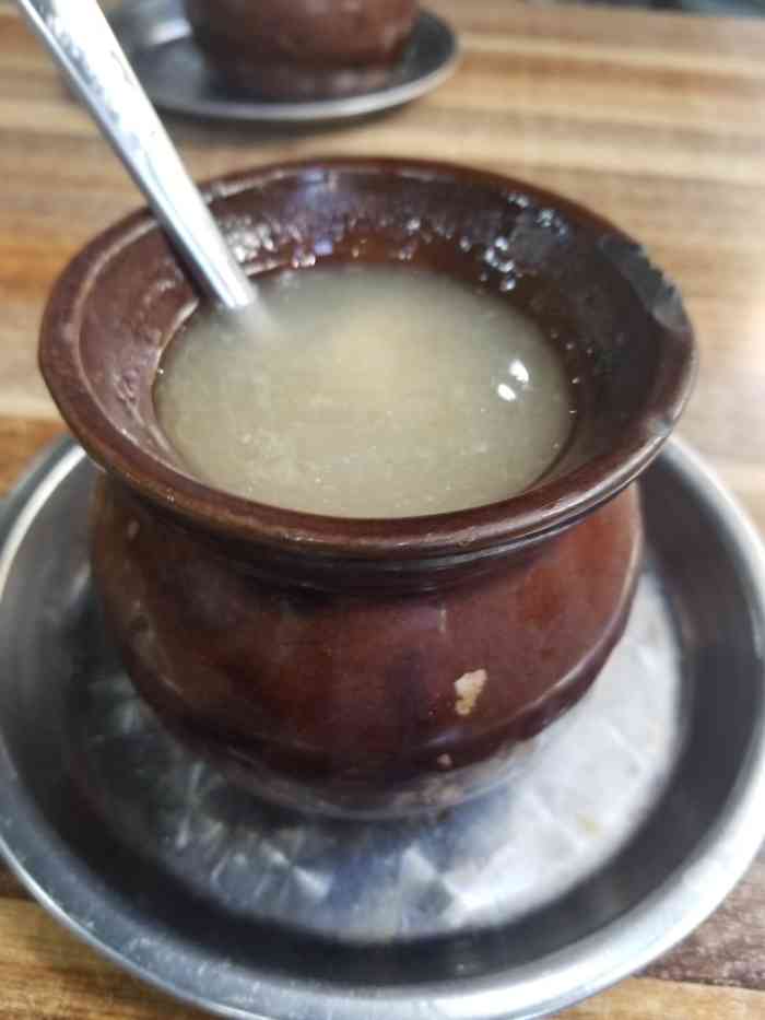 江西瓦罐煨汤-"饭点在附近转悠,看到这家店人还挺多,就进.