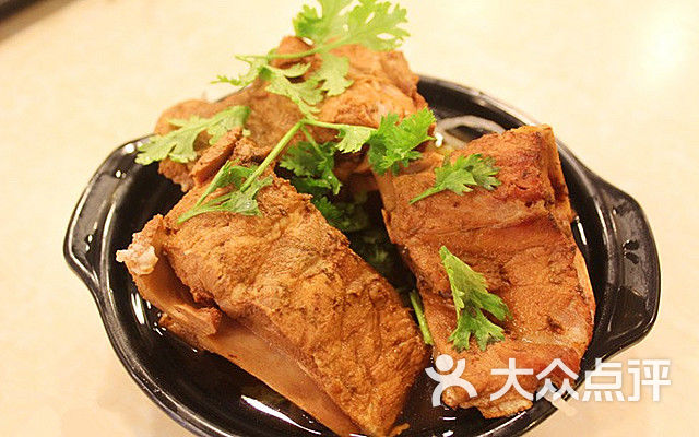 王记秘制排骨饭