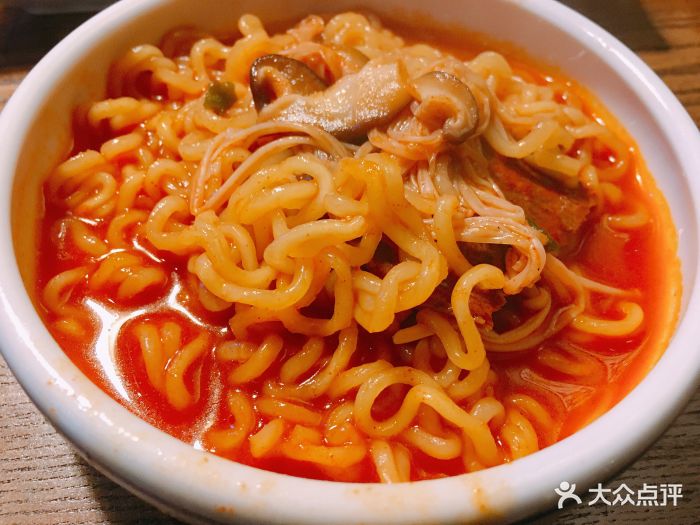 明洞王妃家·冷鲜烤肉专门店(湖滨银泰in77d区店)牛肉辛拉面图片 第