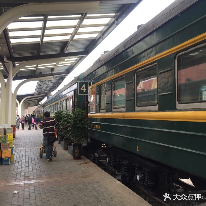 建大火车餐厅—游子老鸭粉丝馆图片