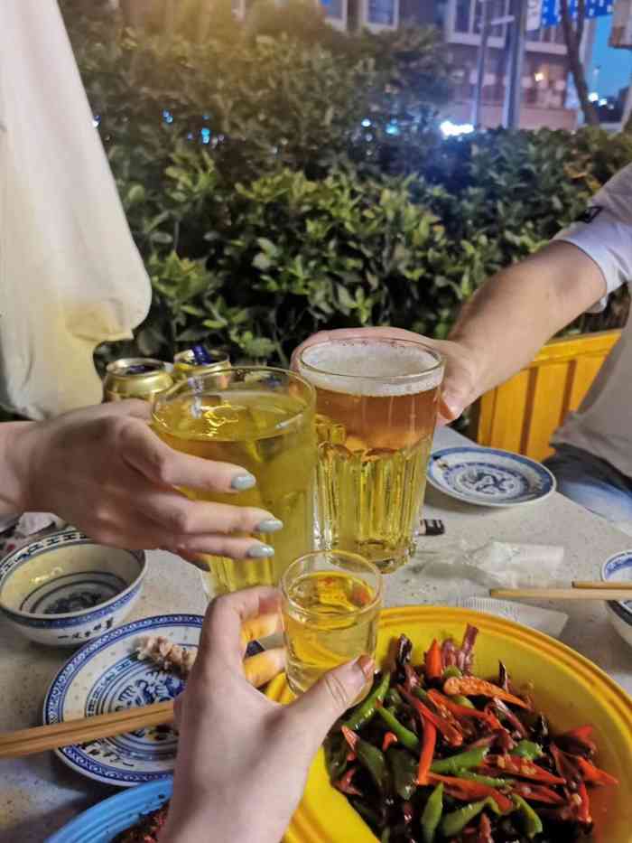 巴适得板,安逸得喊,吃饭喝酒的好地方